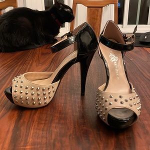 Rock & Republic studded platform heels